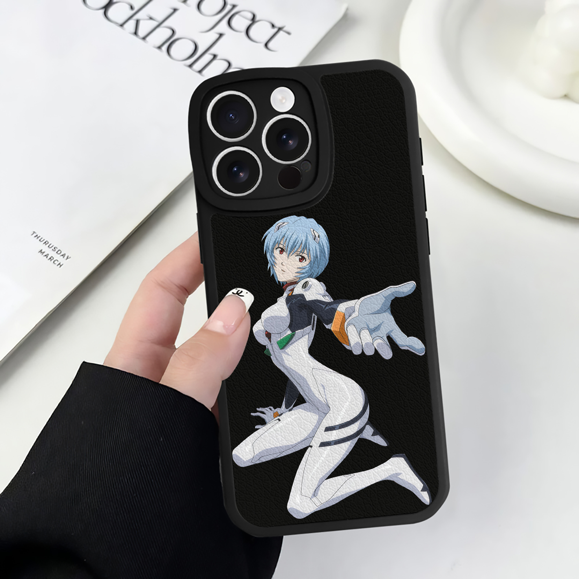 （画像用） EVA 新世紀エヴァンゲリオン 【iPhone 16シリーズ対応】シリコンスマホケース（レザー調） 材質：シリコン
